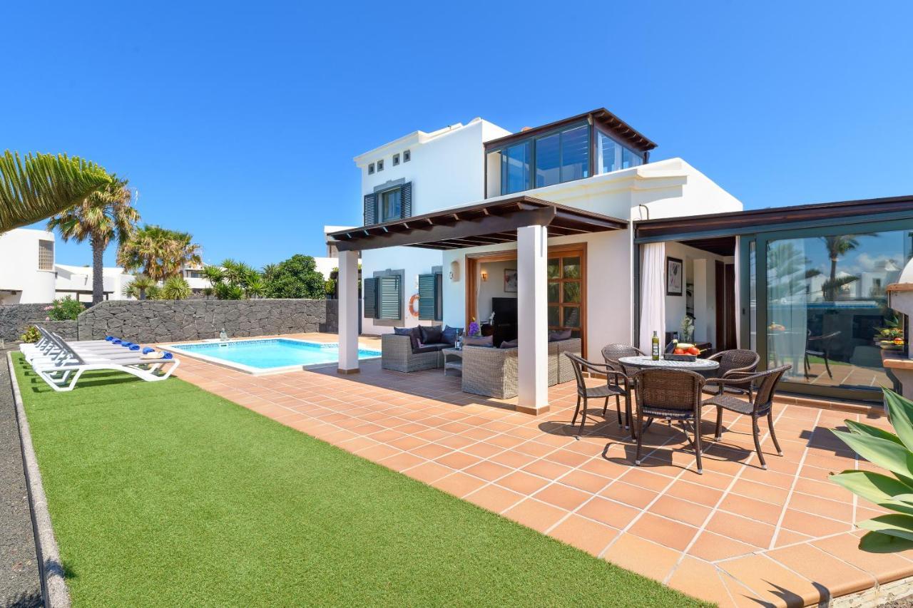 Hipoclub Villas, "Rosa" Villa Playa Blanca  Exterior photo