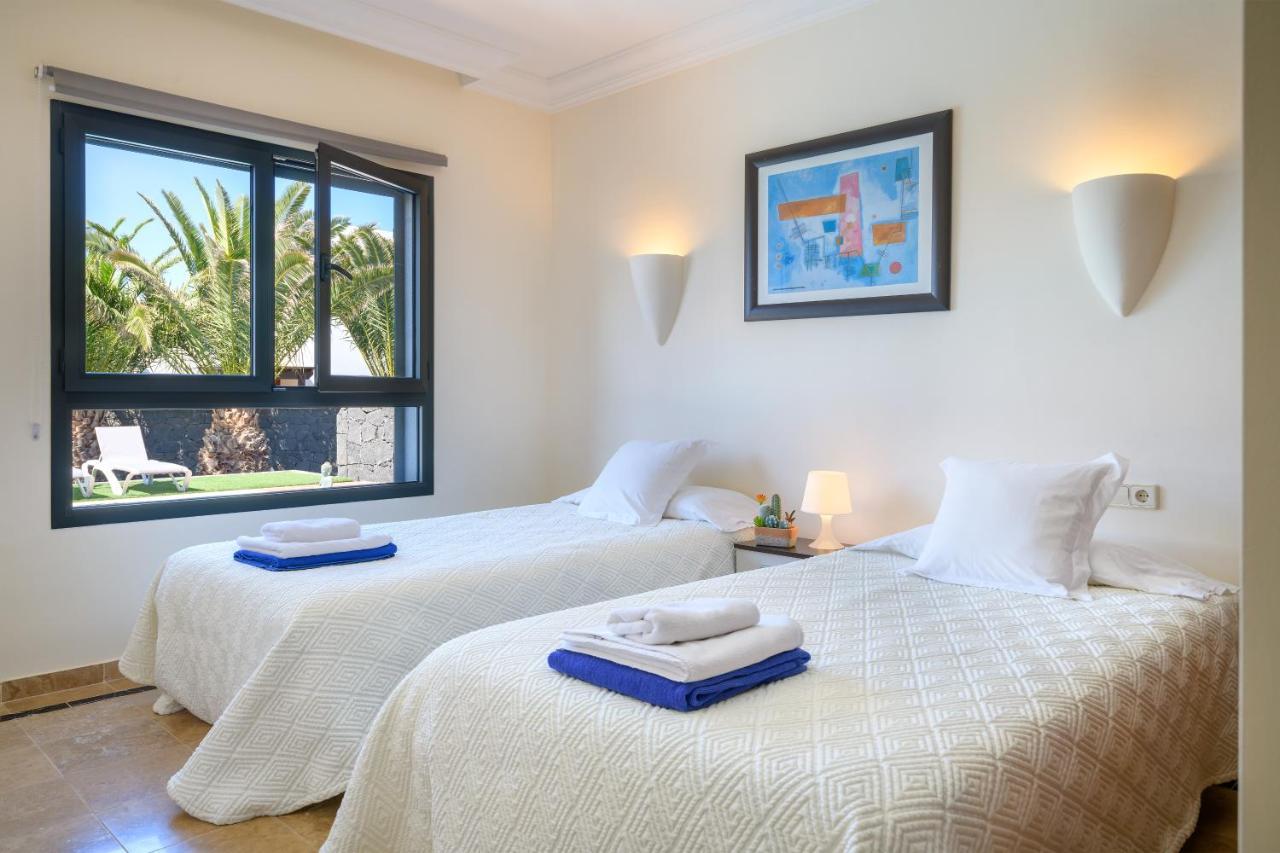 Hipoclub Villas, "Rosa" Villa Playa Blanca  Exterior photo